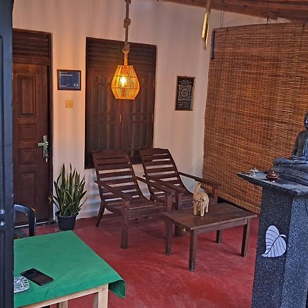 Kavidi Home Stay Tangalle Esterno foto