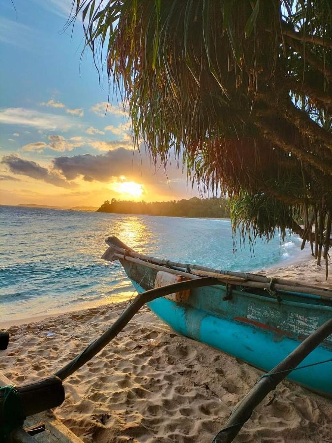Kavidi Home Stay Tangalle Esterno foto