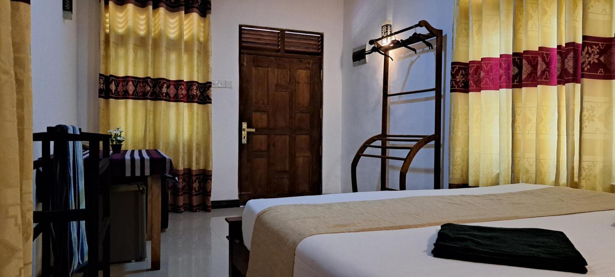 Kavidi Home Stay Tangalle Esterno foto