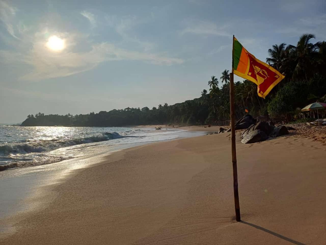 Kavidi Home Stay Tangalle Esterno foto